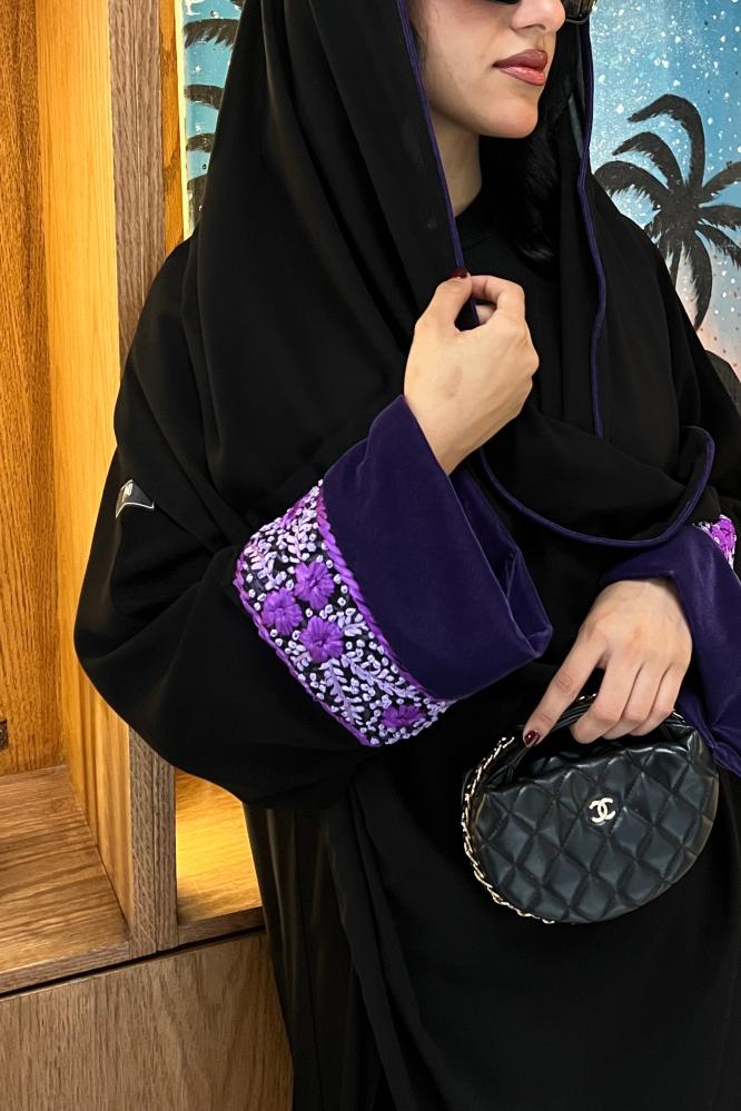 عبايه نرمين
