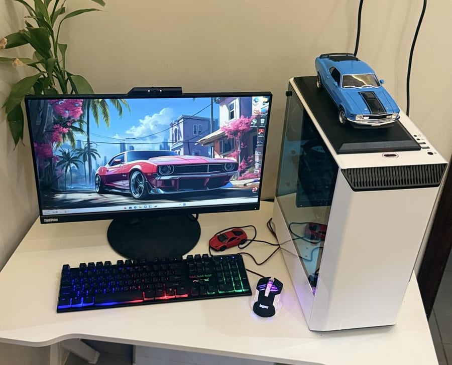 كمبيوتر ألعاب Pc Gaming بمعالج i7 وكرت 1080 Ti