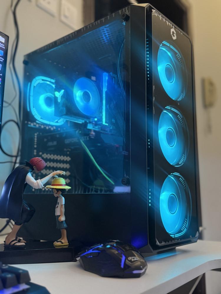 كمبيوتر ألعاب PC بمعالج i5 وكرت 1650