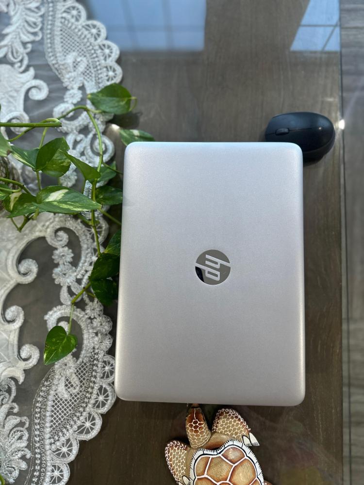 لابتوب HP لمس بمعالج i5