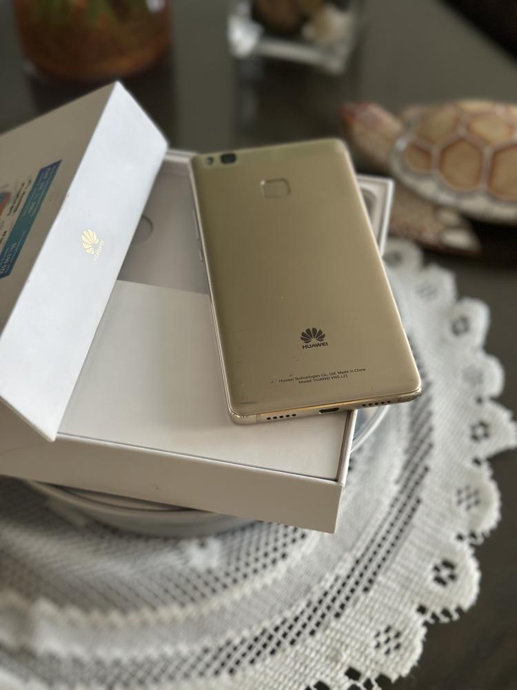 جوال هواوي P9 Lite بكرتونه