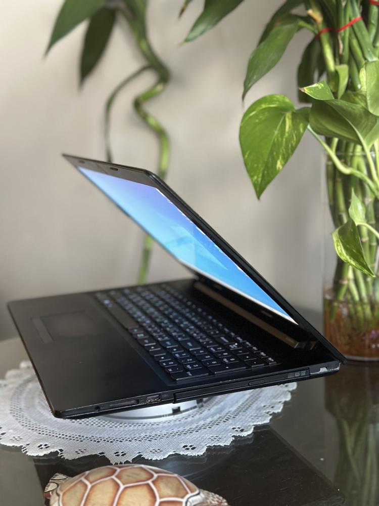 لابتوب لينوفو بمعالج i7 للألعاب والتصميم