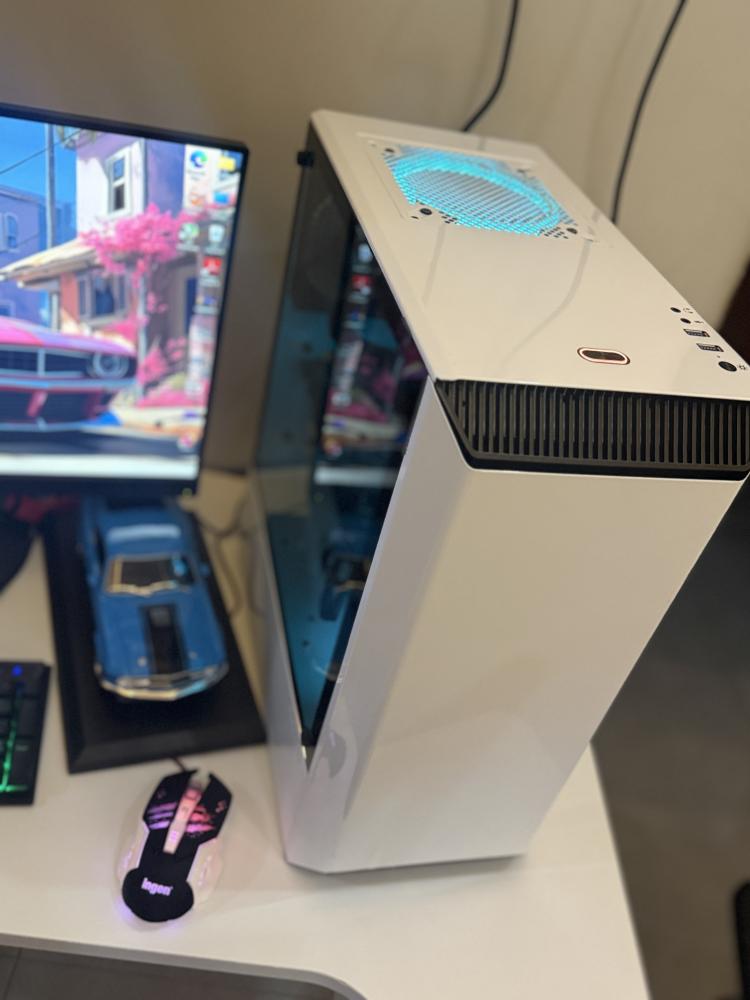 كمبيوتر ألعاب Pc Gaming بمعالج i7 وكرت 1080 Ti