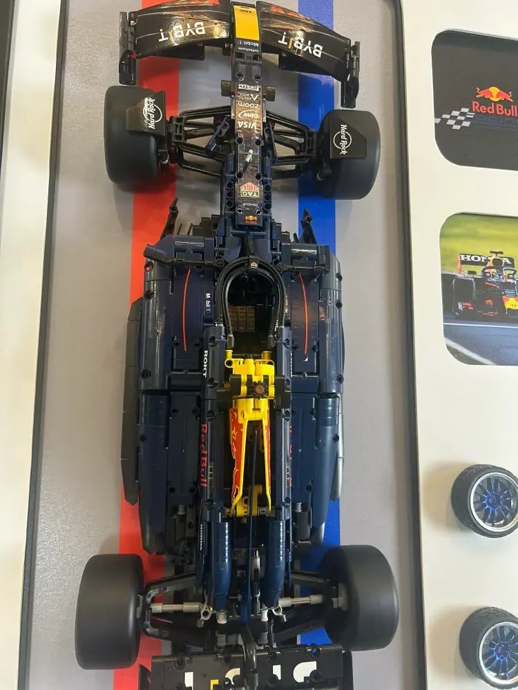 Red Bull Racing Vertical Edition - 3D Frame
