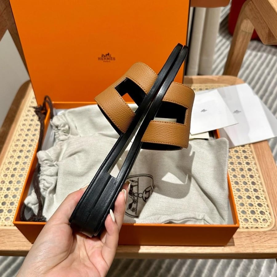 Hermès Oran epsom sandals