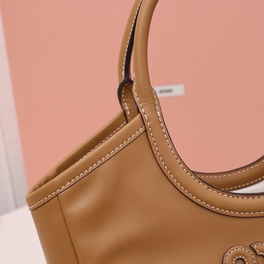 Miu Miu size 24cm
