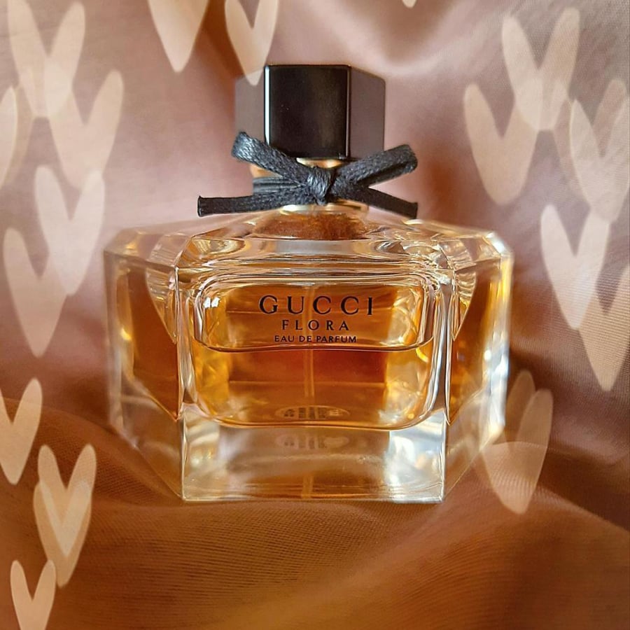 عطر قوتشي فلورا من قوتشي او دو بارفيوم 75 مل
