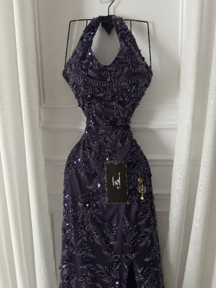 Lilac embroidered evening dress with detachable sleeves