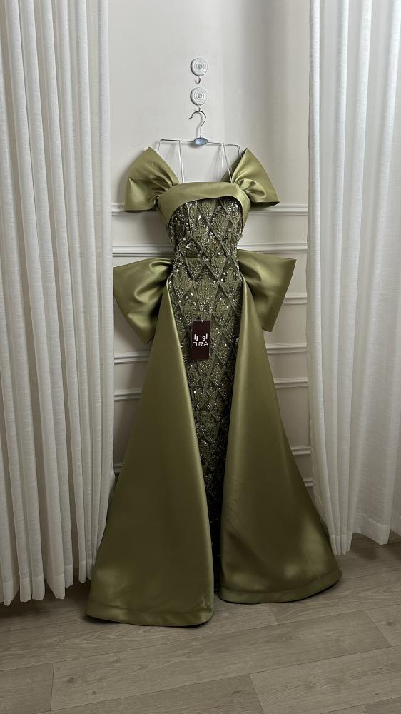 Mikado lace dress with a train, 4 colors