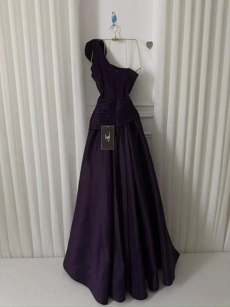 Lilac Chanton evening dress