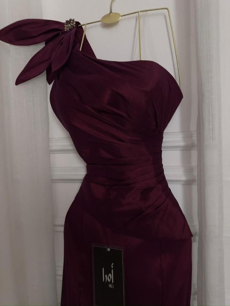 Tutti Shanton elegant dress