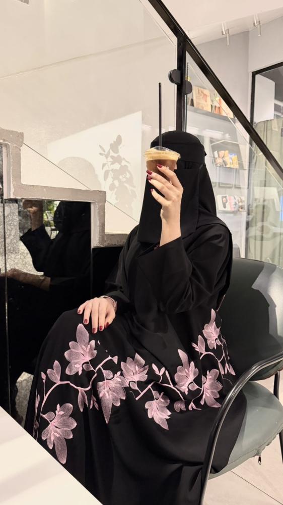 عباية ورده