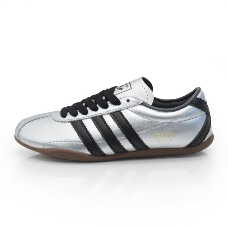 Adidas women's shoe Vietnamese