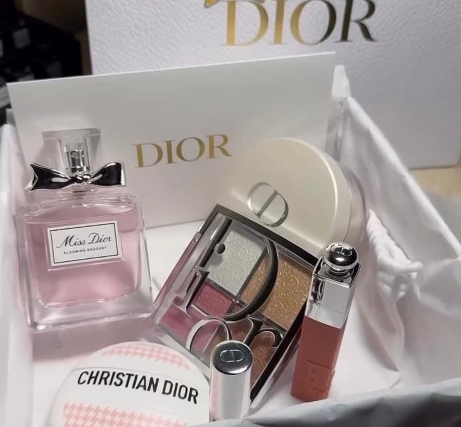 بوكس مكياج ديور مع عطر 100مل