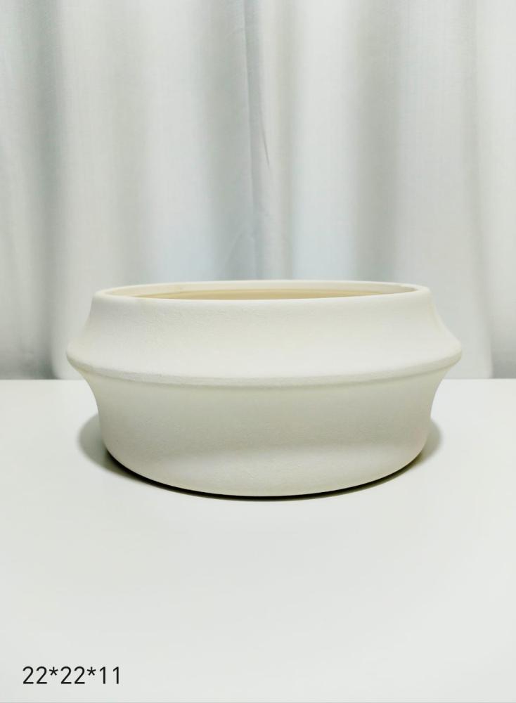 White ceramic vases, size 22*22*11 cm