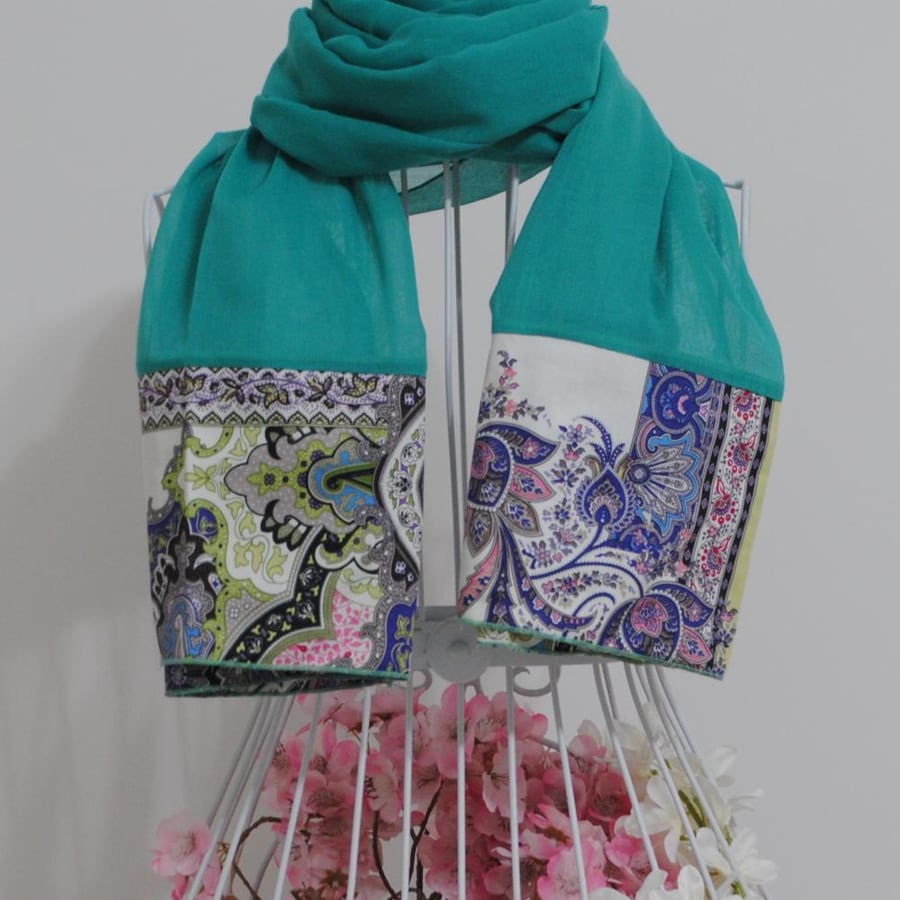 Turquoise blue, single layer, both sides with floral border