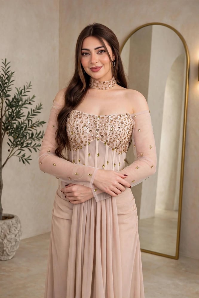 فستان سهرة ناعم