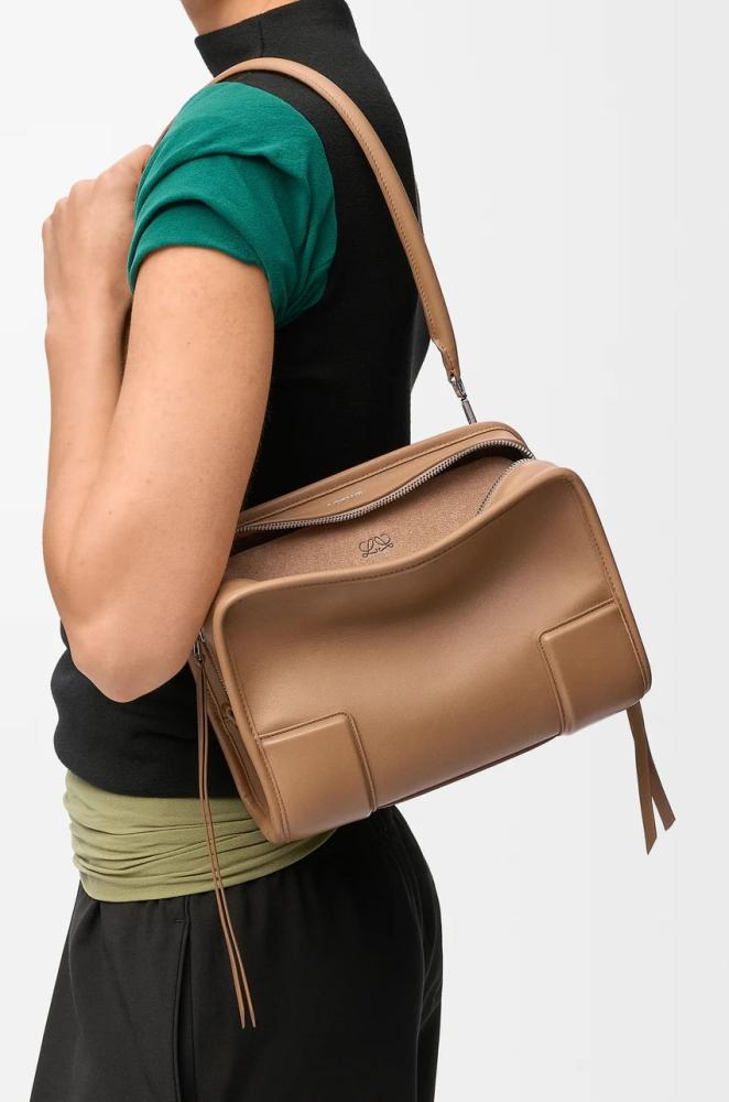 loewe Amazona 180 tote bag