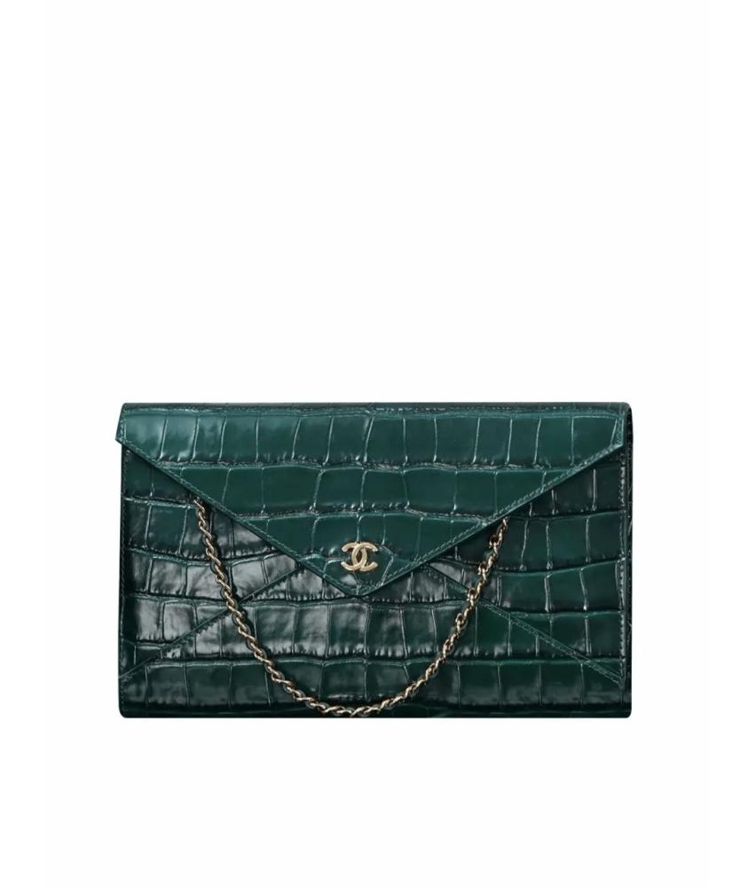 chanel croc clutch