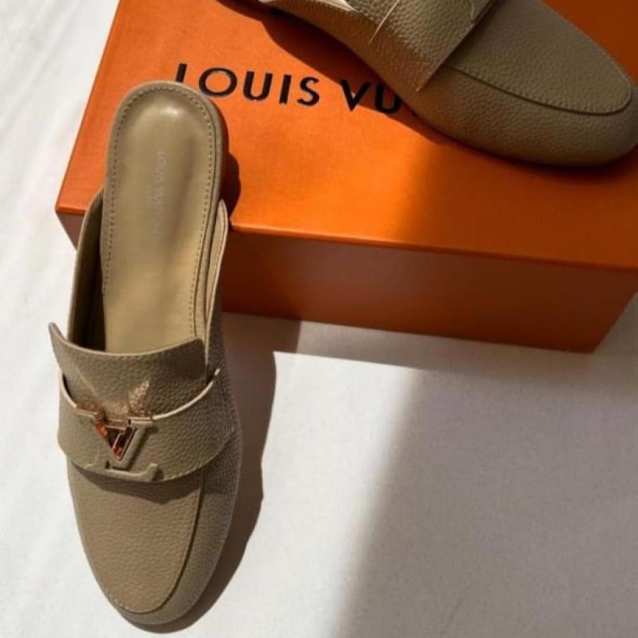 LV Mare loafer flat