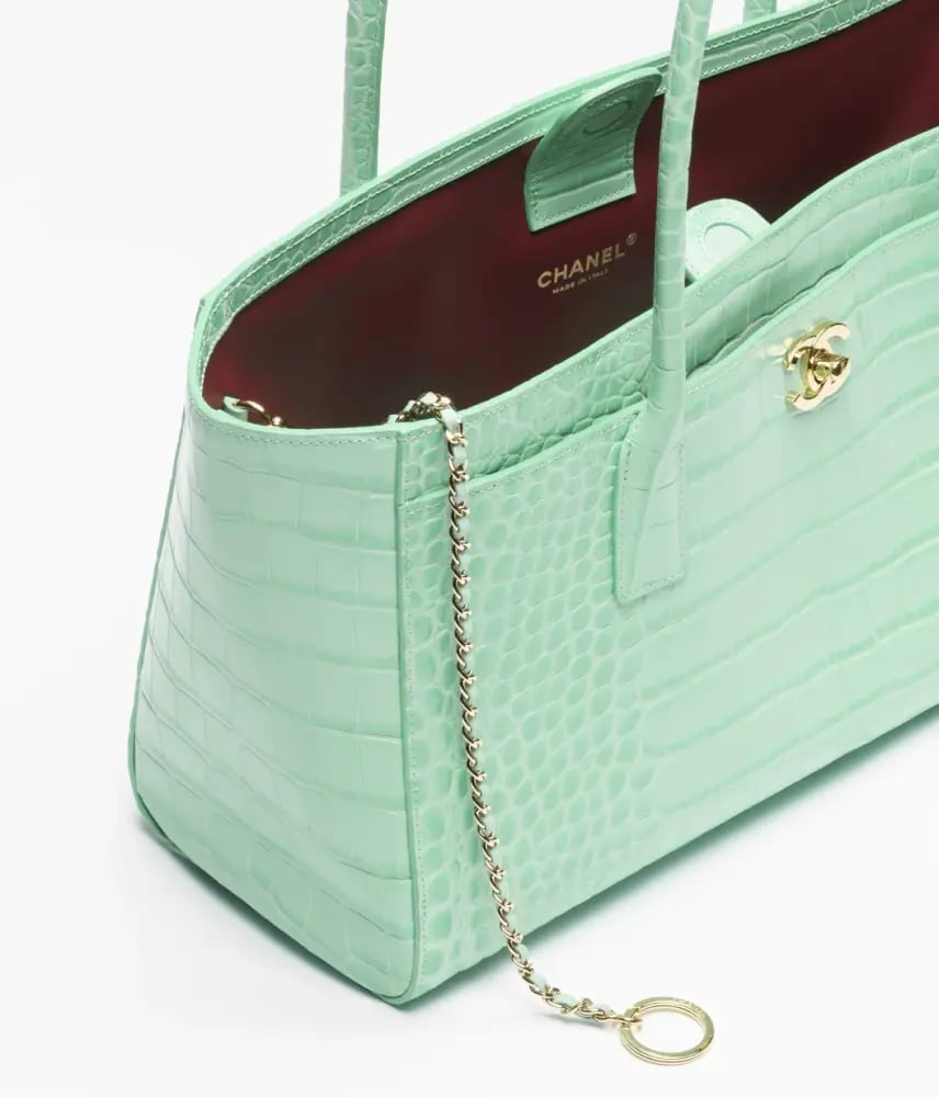 Chanel Crocodile Executive Cerf Tote