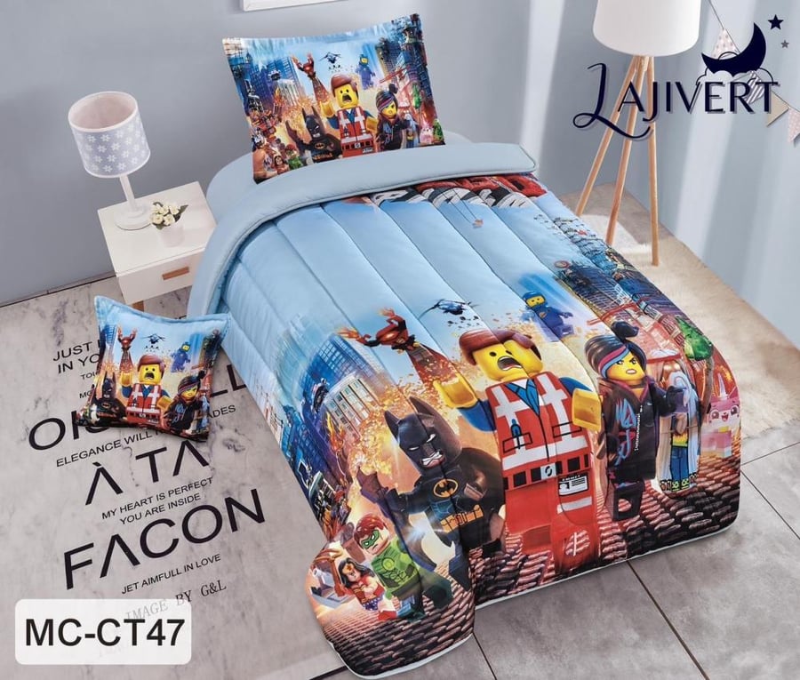 Children's quilt with drawings