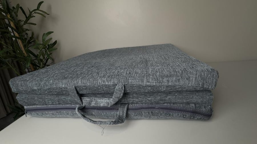 Foldable medical mattress