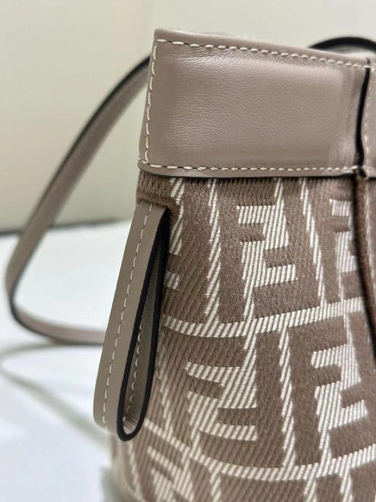 FENDI BAG