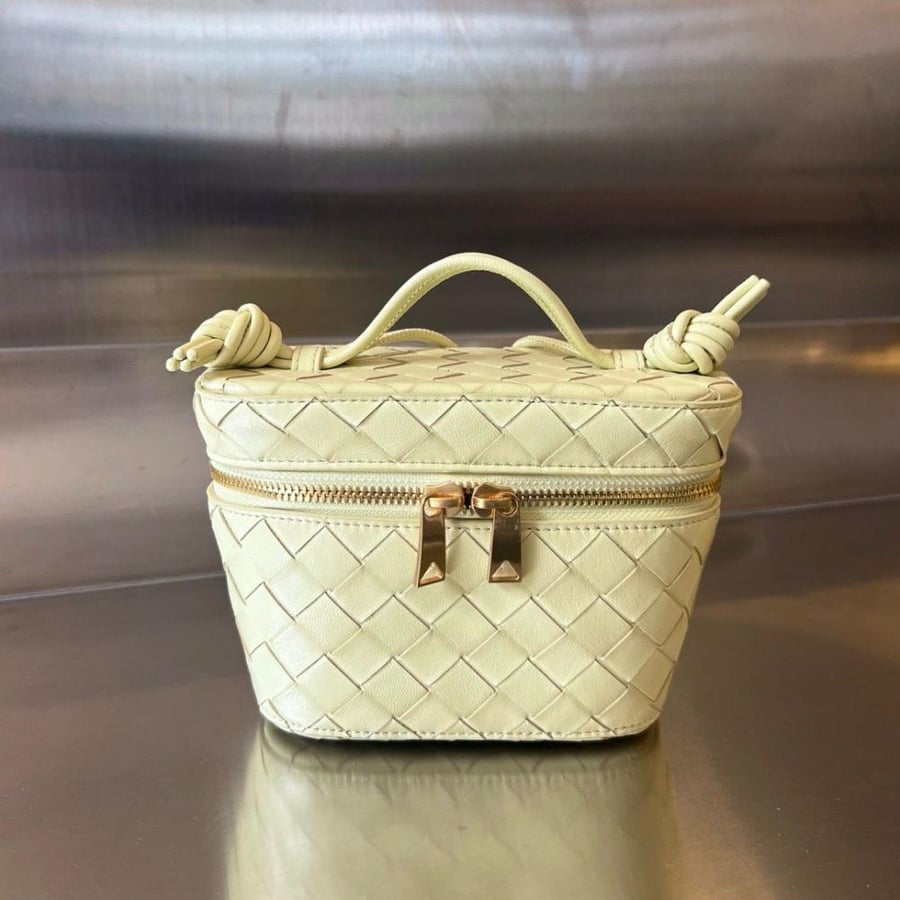 BOTTEGA VENETA BAG