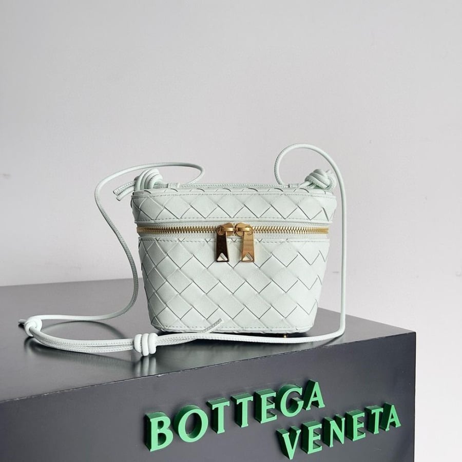 BOTTEGA VENETA BAG
