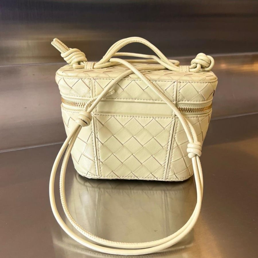 BOTTEGA VENETA BAG