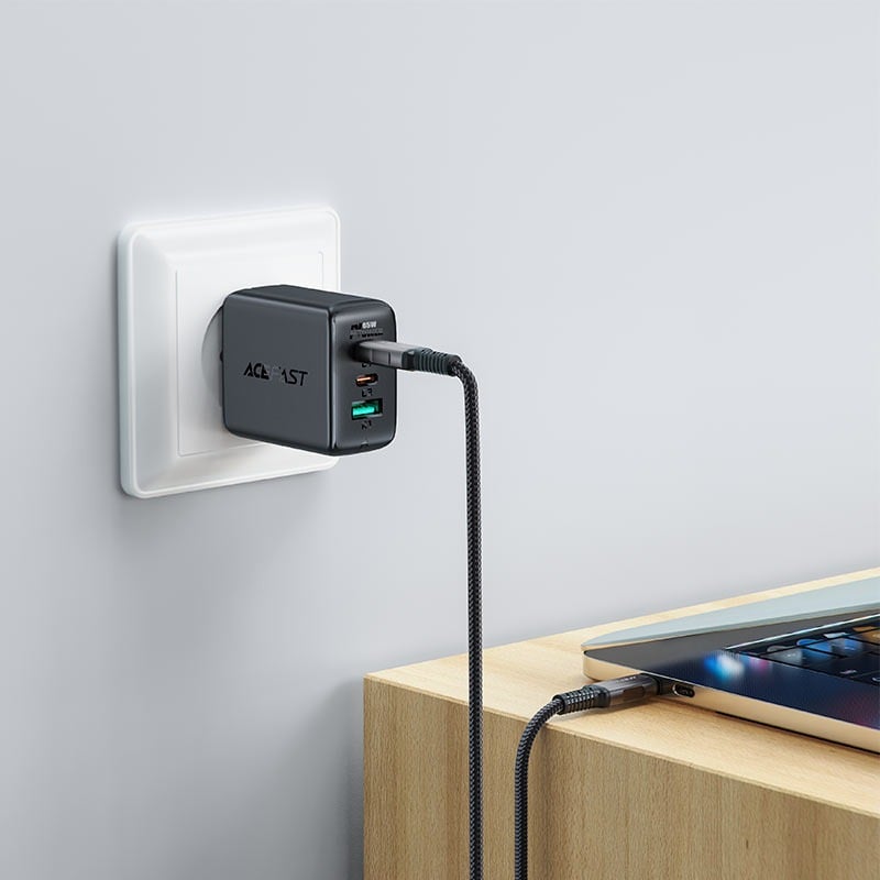 كيبل تايب سي ايس فاست C1-09 USB-C إلى USB-C 240W 40Gbps 4K