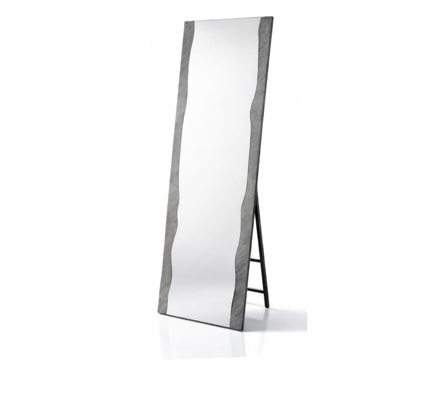 Standing mirror – a modern touch reflecting the beauty of your home