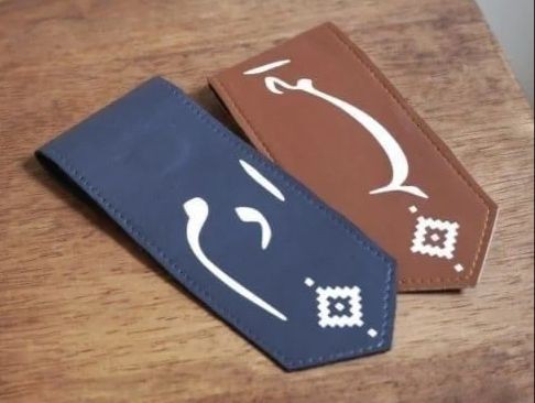بروشات جلد مغناطيس