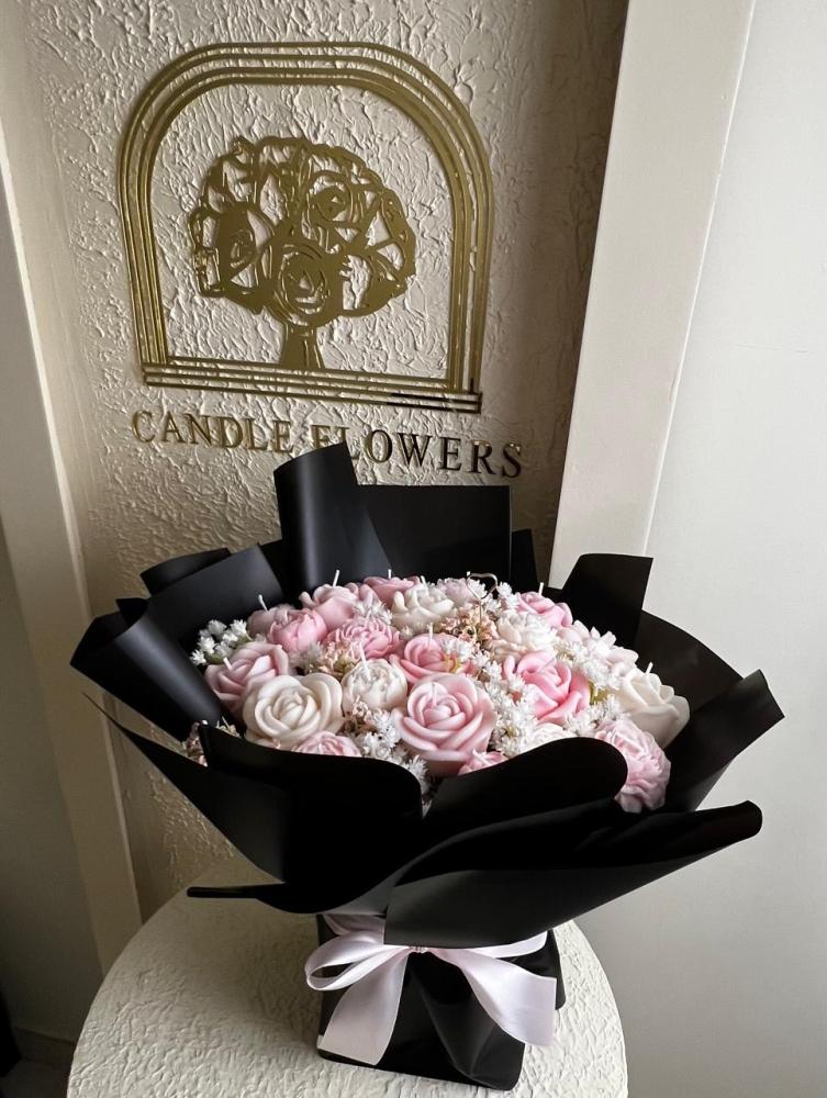 Black bouquet