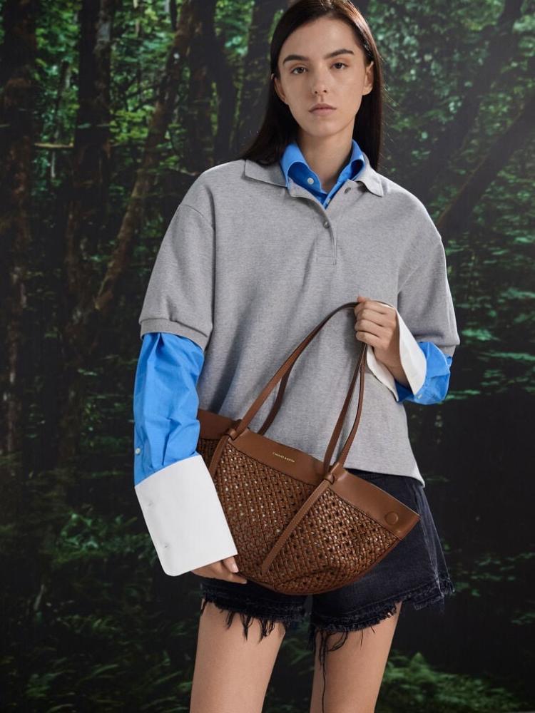 Woven bag Kala Charles and Keith - Chocolate