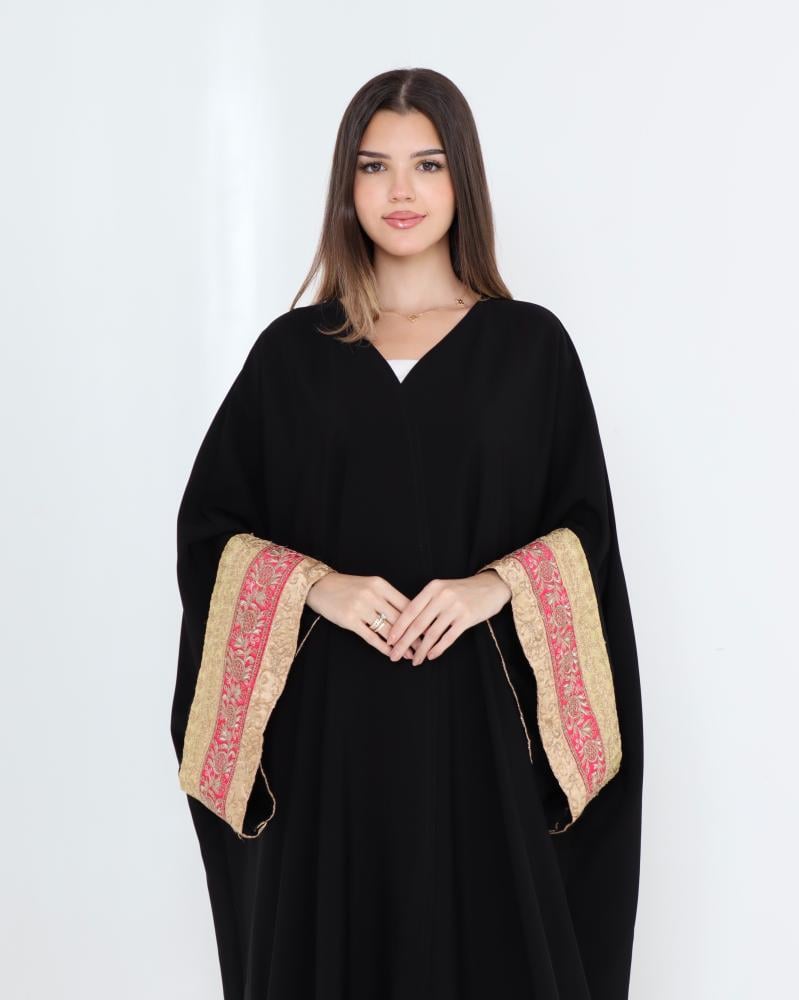 Abaya crepe Indian pattern on the sleeve edge and the shawl