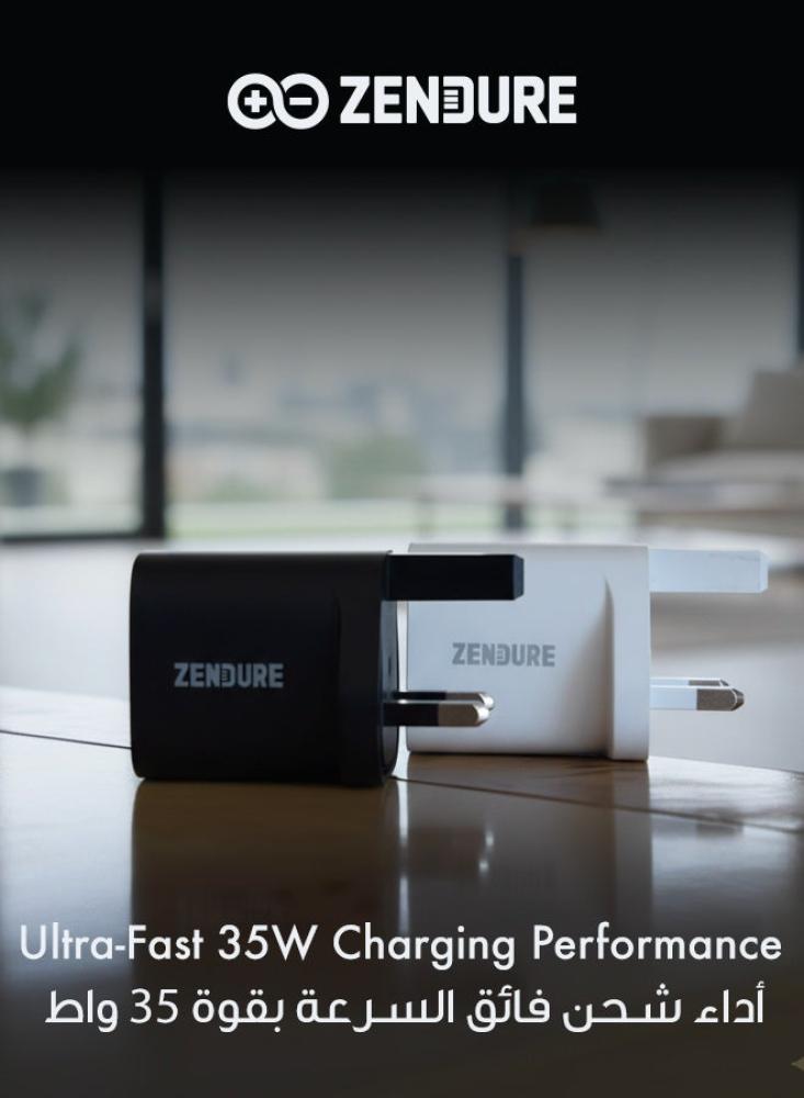 شاحن جداري زندور SuperPort بقوة 35 واط منفذ USB-A ومنفذ USB-C - أبيض