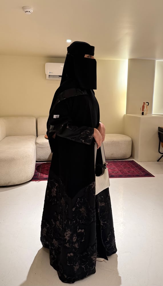 عباية الهنوف