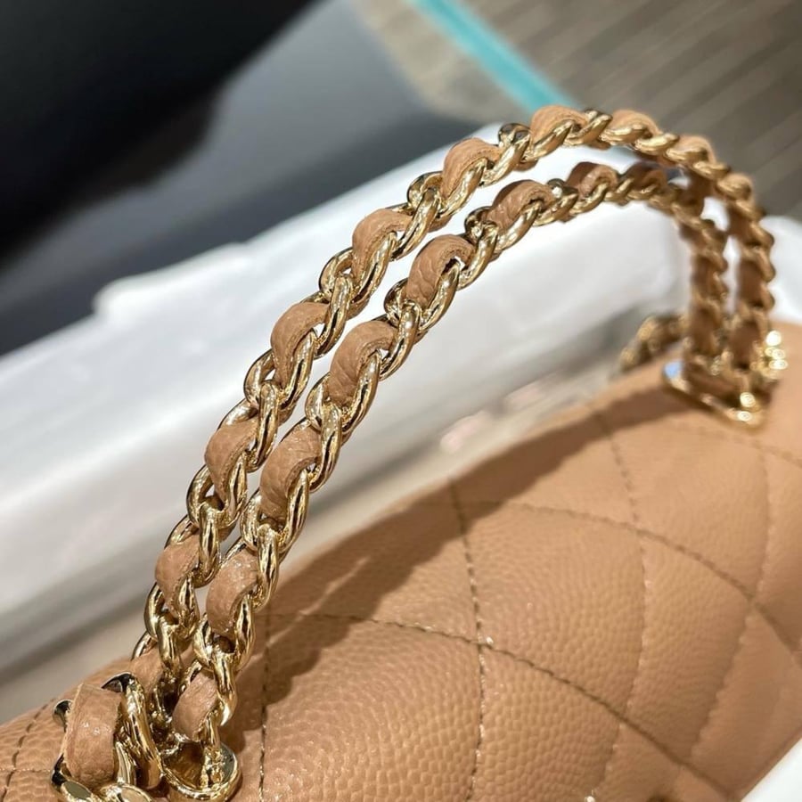 Very elegant bag, two colors