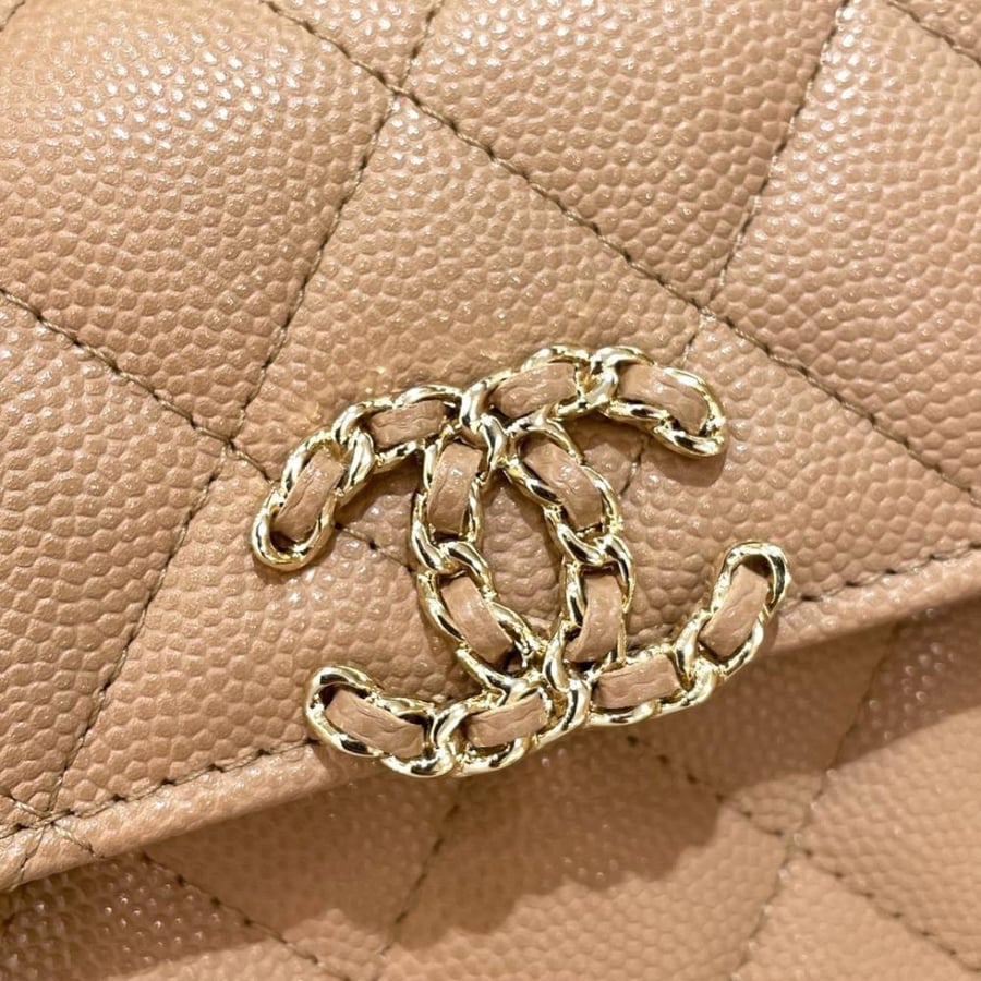 Very elegant bag, two colors