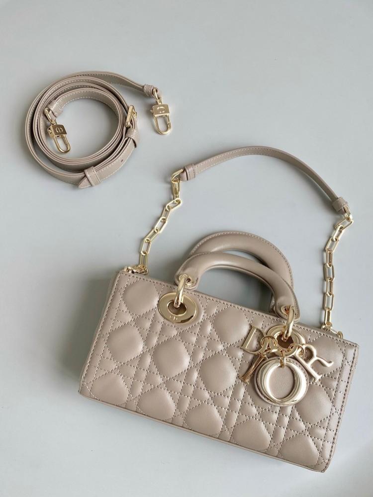 Lady dior joy 22 cm