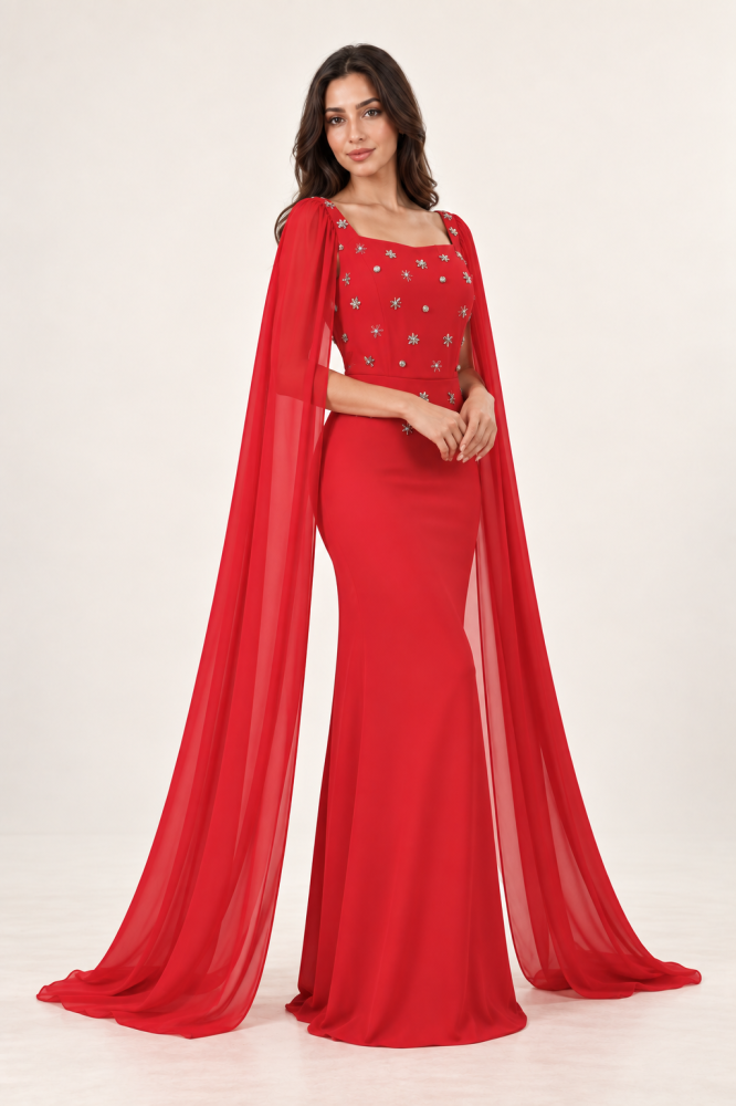 فستان سهرة مزين ب الاكسسوارات