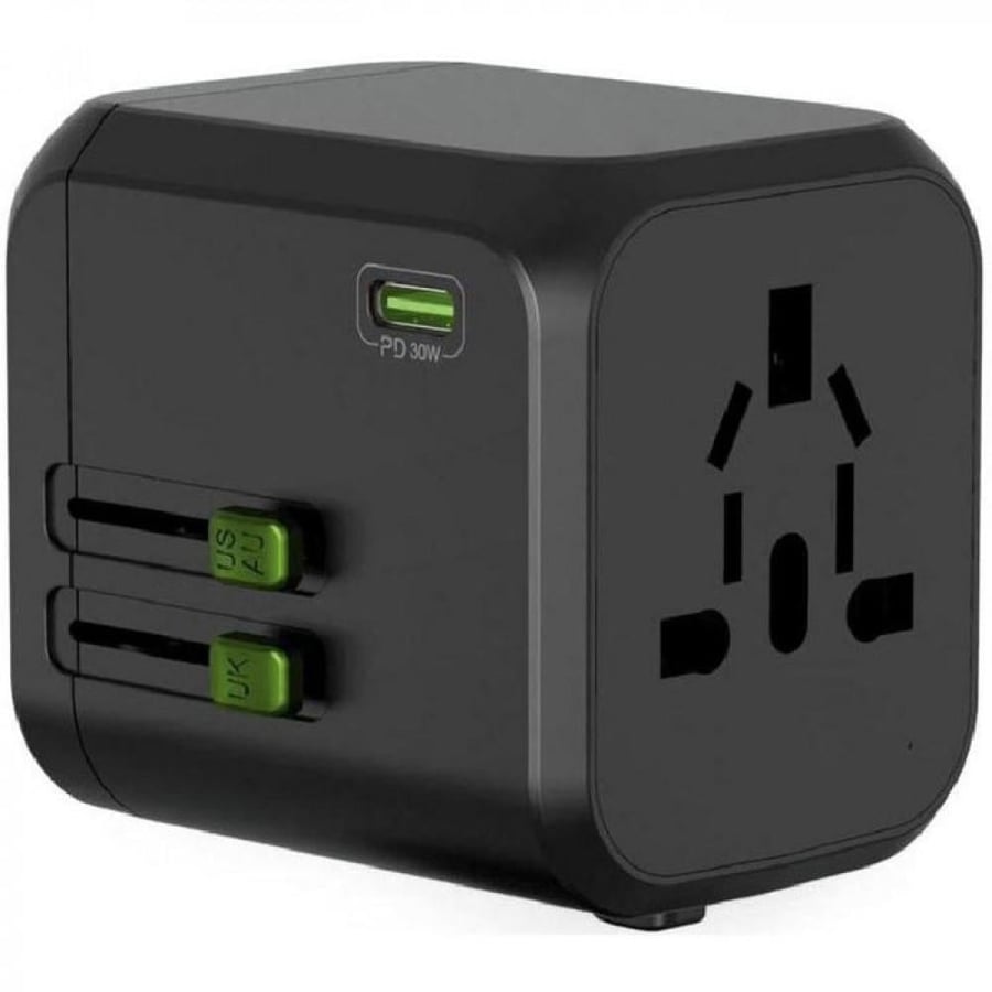 شاحن جداري عالمي قوي يونيك بعدد منافذ3 USB-A و1 USB-C