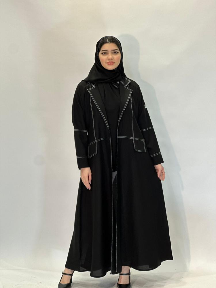 عبايه بليزر اسود بخطوط بيضاء