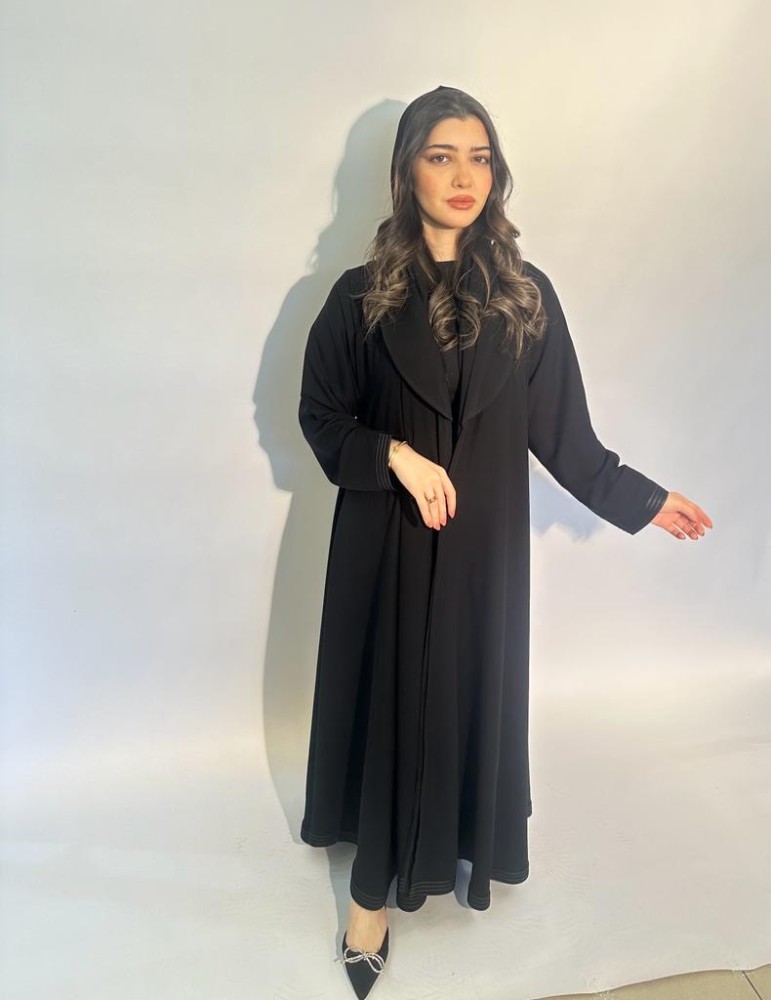 عبايه امواج لون اسود قيطان اسود