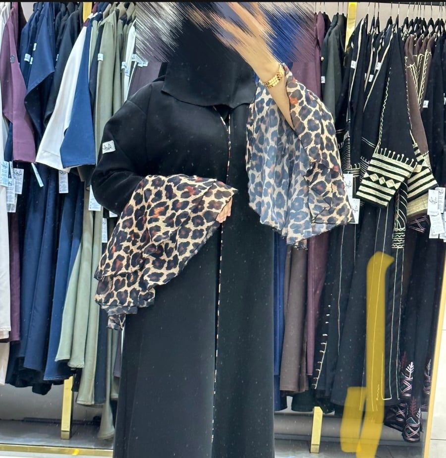 عبايه تايقر 2
