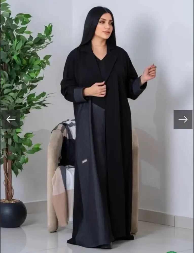 عبايه مخمل ع قماش ملكي