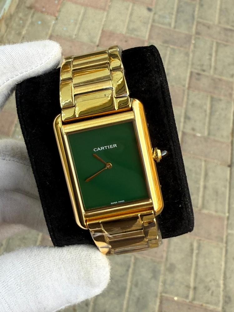 Men's gold Cartier watch, luxurious, first class, same as the picture