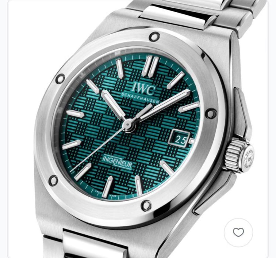 IWC انجنير                                           موديل رجالي جديد      استانلس استيل              مكينه بطاريه   .                              درجه اولى هاي كواليتي - طبق الأصل تماماً .   .    .